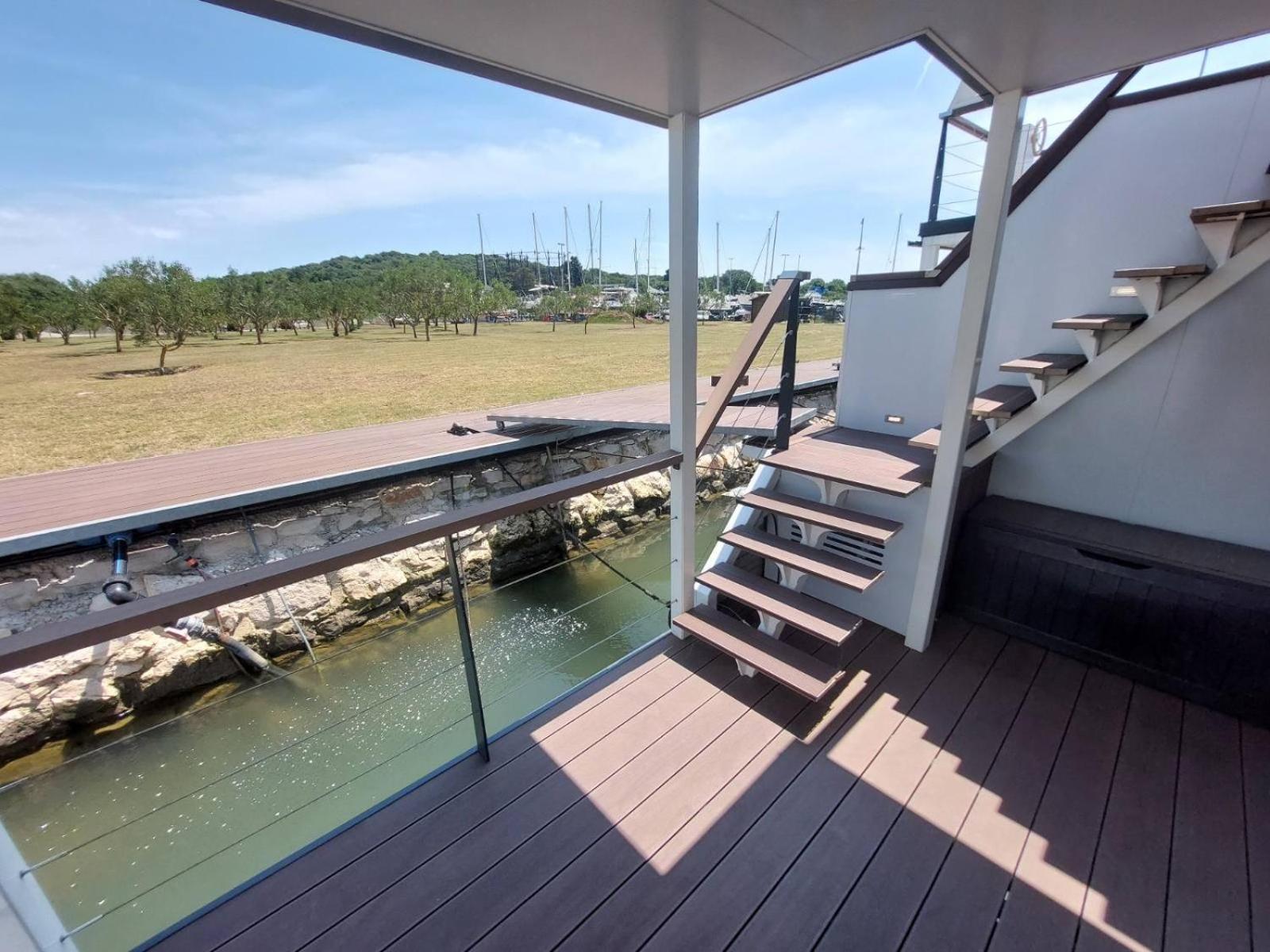 Villa House Boat Oliva - Floating House Pula Exterior foto