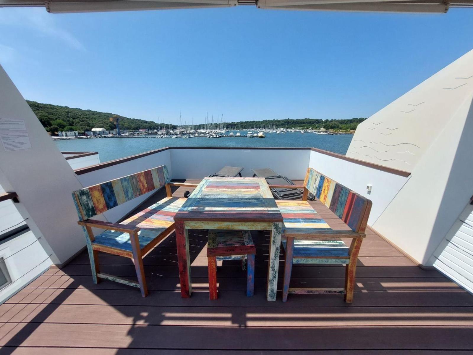 Villa House Boat Oliva - Floating House Pula Exterior foto